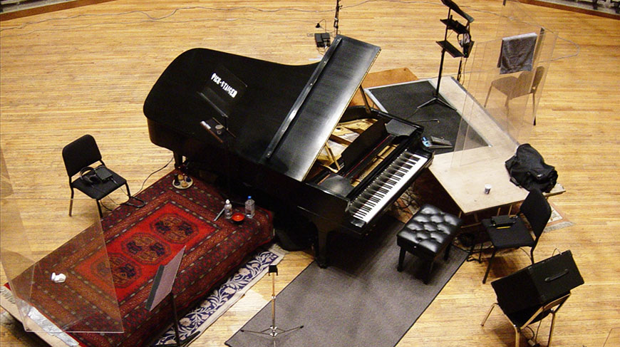 True Stereo Recordings method with a grand piano. 