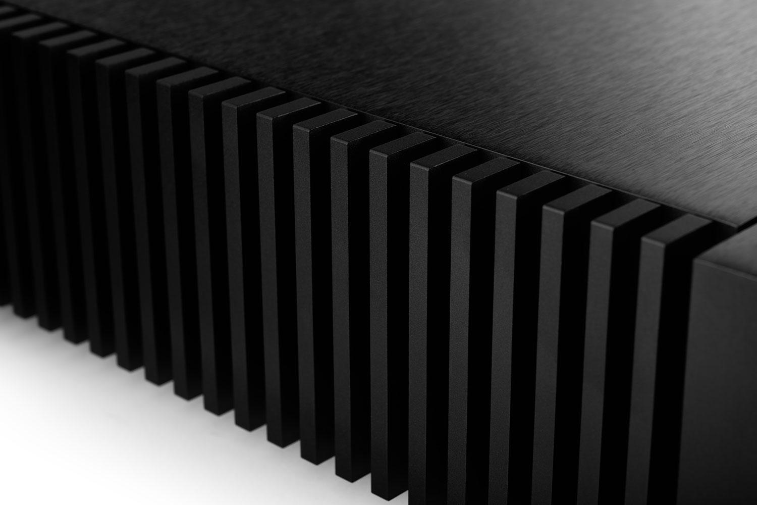 Aluminium und Naim